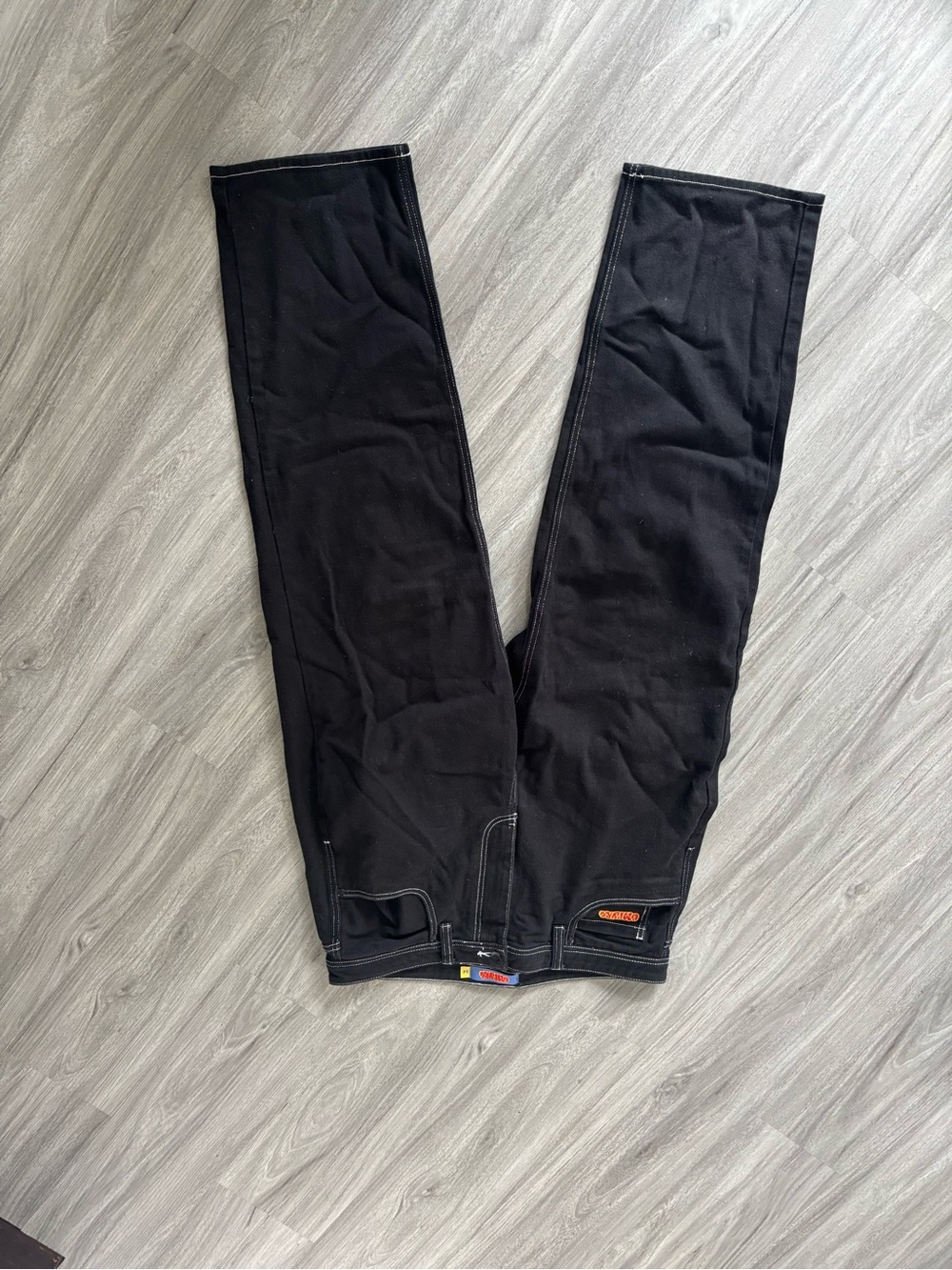 Empyre Men’s Black Relaxed Jeans with Contrast Stitching